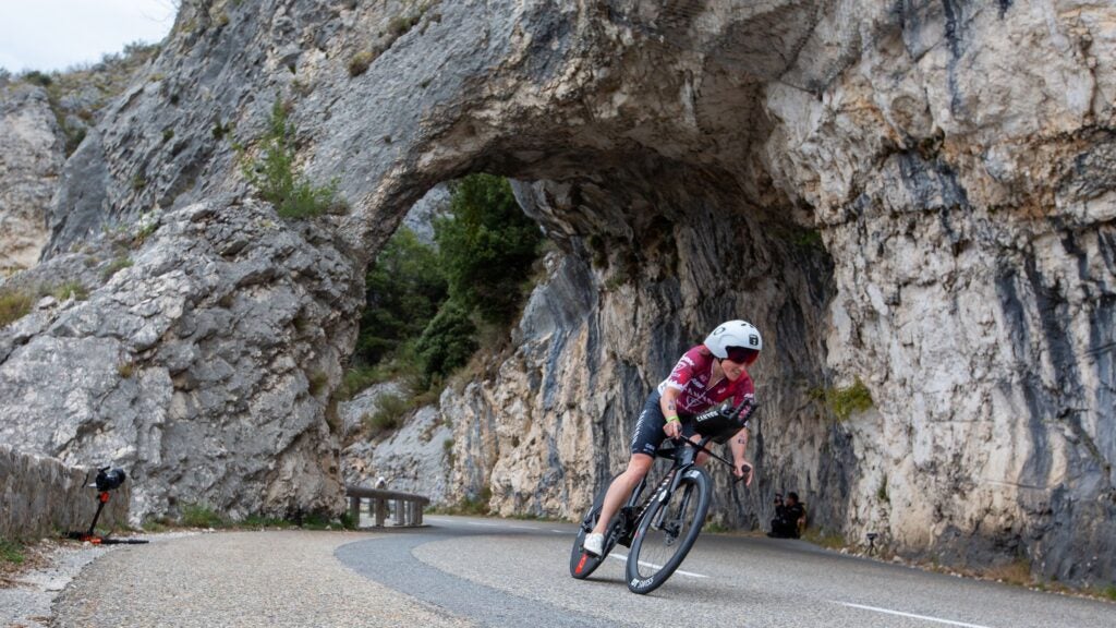 Knowing How to Descend on a Bike Makes You Faster